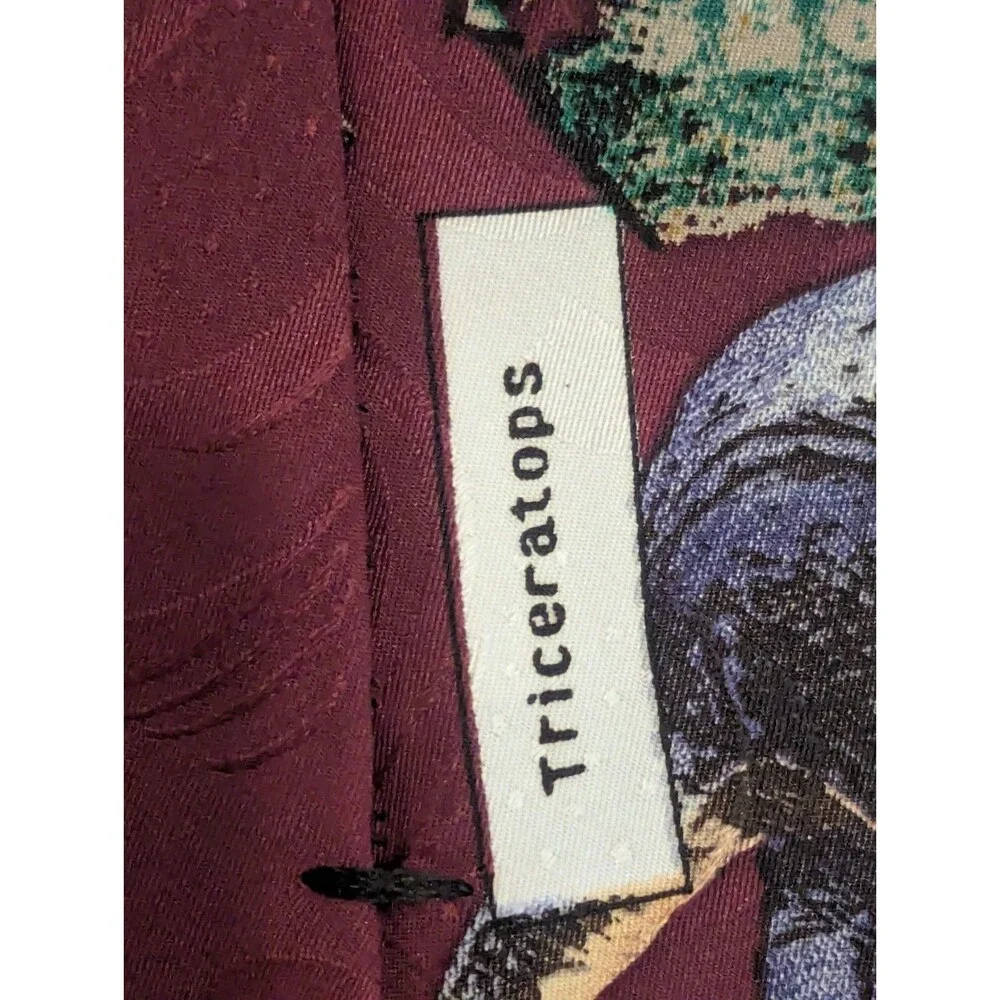 Vtg 1993 Jurassic Park Triceratops Necktie MBP Maroon Dinosaur Movie Promo Tie